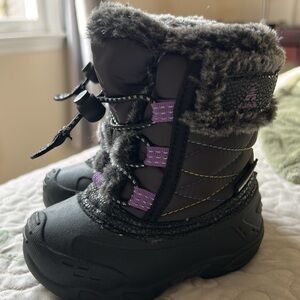 Kamik Gray Winter Boots with Faux Fur